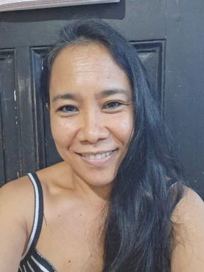 <span>Reema, 41</span>&nbsp;<span style='width: 25px; height: 16px; float: right; background-image: url(/bitmaps/flags_small/PH.PNG)'>&nbsp;</span><br><span>Makati, Filipinas</span>&nbsp;<input type='button' class='joinbtn' style='float: right' value='JOIN NOW' />