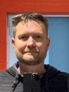 <span>Ivko, 53</span>&nbsp;<span style='width: 25px; height: 16px; float: right; background-image: url(/bitmaps/flags_small/CH.PNG)'>&nbsp;</span><br><span>Zürich, Switzerland</span>&nbsp;<input type='button' class='joinbtn' style='float: right' value='JOIN NOW' />