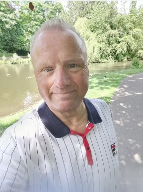 <span>Mark, 56</span> <span style='width: 25px; height: 16px; float: right; background-image: url(/bitmaps/flags_small/UK.PNG)'> </span><br><span>Liverpool, United Kingdom</span> <input type='button' class='joinbtn' style='float: right' value='JOIN NOW' />