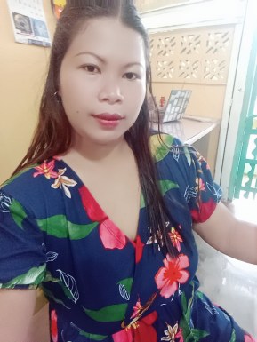<span>Analyn, 32</span>&nbsp;<span style='width: 25px; height: 16px; float: right; background-image: url(/bitmaps/flags_small/PH.PNG)'>&nbsp;</span><br><span>Catbalogan, Philippinen</span>&nbsp;<input type='button' class='joinbtn' style='float: right' value='JOIN NOW' />