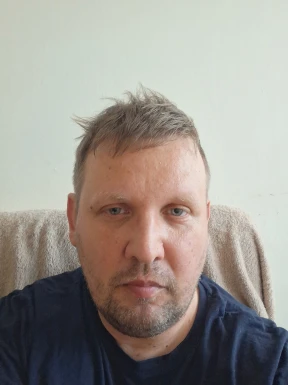<span>Tomasz, 44</span>&nbsp;<span style='width: 25px; height: 16px; float: right; background-image: url(/bitmaps/flags_small/PL.PNG)'>&nbsp;</span><br><span>Warsaw, Poland</span>&nbsp;<input type='button' class='joinbtn' style='float: right' value='JOIN NOW' />