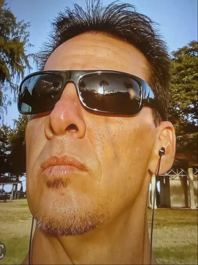 American men looking for love