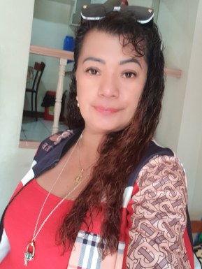 <span>Helen, 57</span>&nbsp;<span style='width: 25px; height: 16px; float: right; background-image: url(/bitmaps/flags_small/PH.PNG)'>&nbsp;</span><br><span>Camaligan, フィリピン</span>&nbsp;<input type='button' class='joinbtn' style='float: right' value='JOIN NOW' />