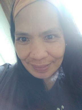 <span>Edna, 54</span> <span style='width: 25px; height: 16px; float: right; background-image: url(/bitmaps/flags_small/PH.PNG)'> </span><br><span>Makati, Philippines</span> <input type='button' class='joinbtn' style='float: right' value='JOIN NOW' />
