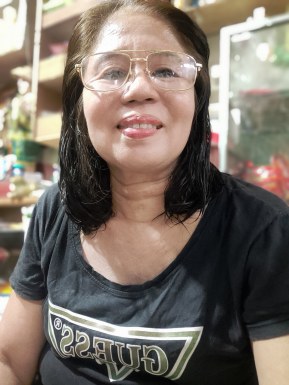 <span>Emma, 59</span> <span style='width: 25px; height: 16px; float: right; background-image: url(/bitmaps/flags_small/PH.PNG)'> </span><br><span>Manila, Philippines</span> <input type='button' class='joinbtn' style='float: right' value='JOIN NOW' />