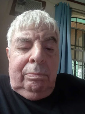 <span>Wolfgang, 76</span> <span style='width: 25px; height: 16px; float: right; background-image: url(/bitmaps/flags_small/CH.PNG)'> </span><br><span>Dasmarinas, 瑞士</span> <input type='button' class='joinbtn' style='float: right' value='JOIN NOW' />