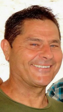 <span>Rafa, 63</span> <span style='width: 25px; height: 16px; float: right; background-image: url(/bitmaps/flags_small/ES.PNG)'> </span><br><span>Alicante, Spain</span> <input type='button' class='joinbtn' style='float: right' value='JOIN NOW' />